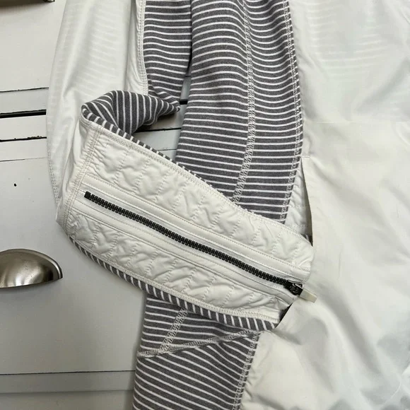 Lululemon align jacket - Picture 3 of 4